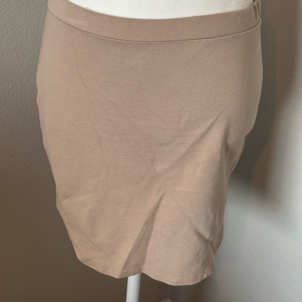 Forever 21 tan skirt